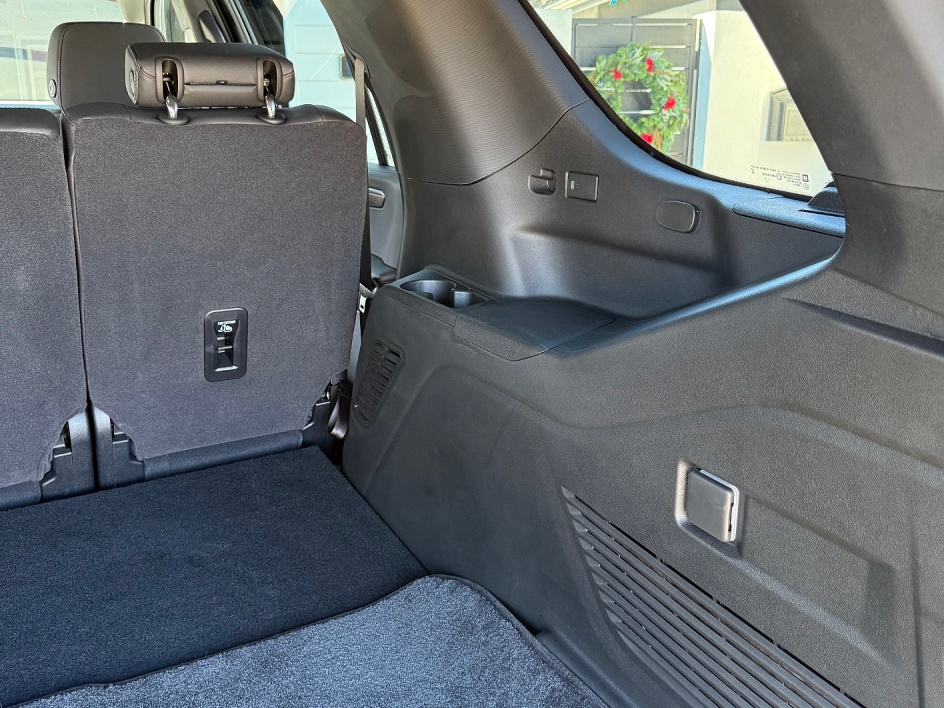 2025 Chevrolet Tahoe Fleet - Photo 22