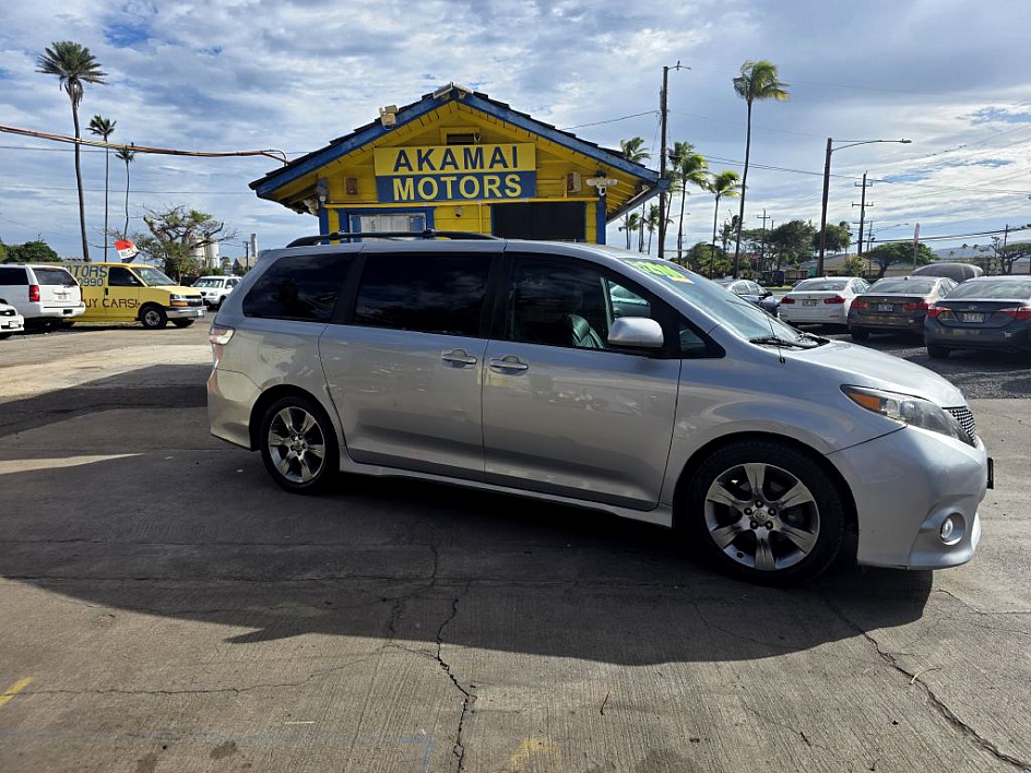 2011 Toyota Sienna SE