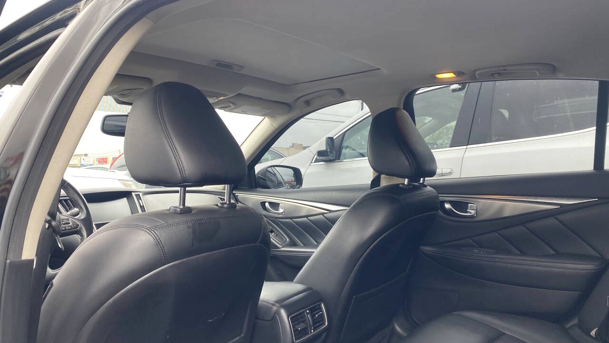 2017 INFINITI Q50 Base's photo