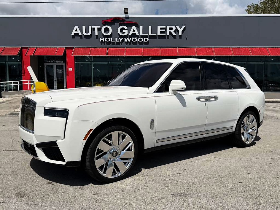 2026 Rolls-Royce Cullinan -'s photo