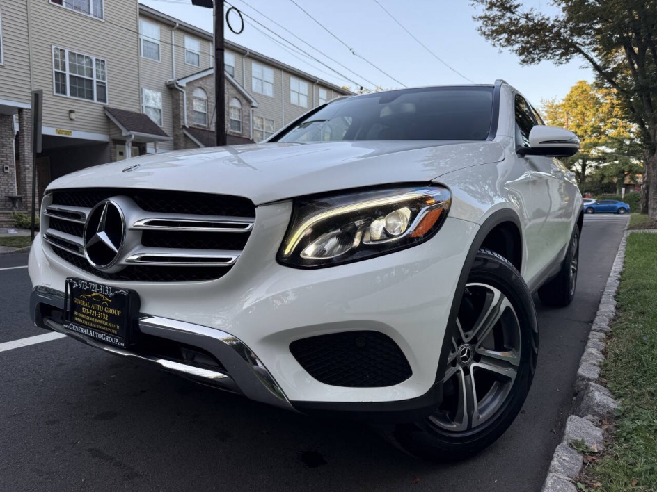 2019 Mercedes-Benz GLC GLC300 4MATIC's photo