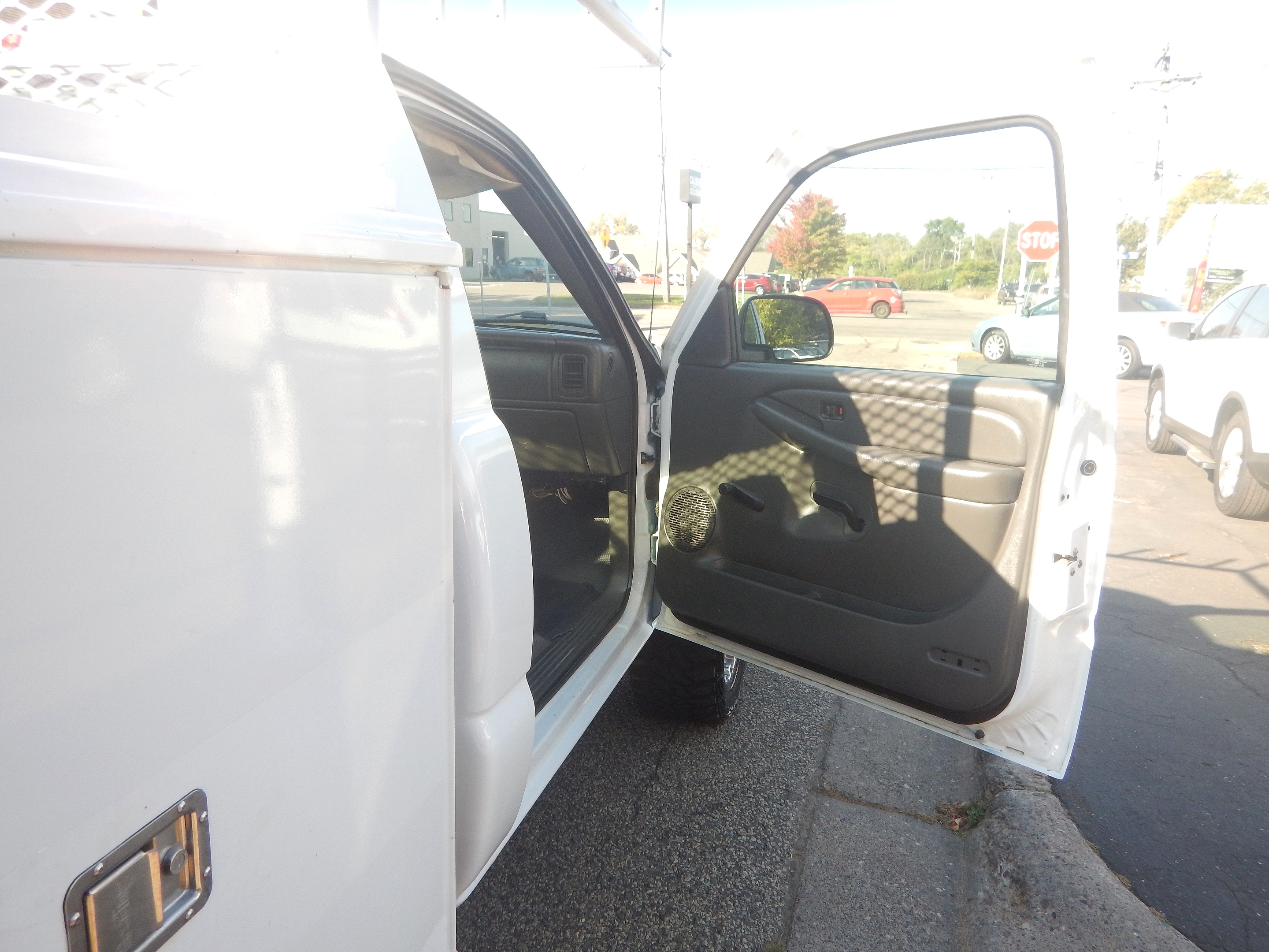 2006 GMC Sierra 3500 - Photo 23