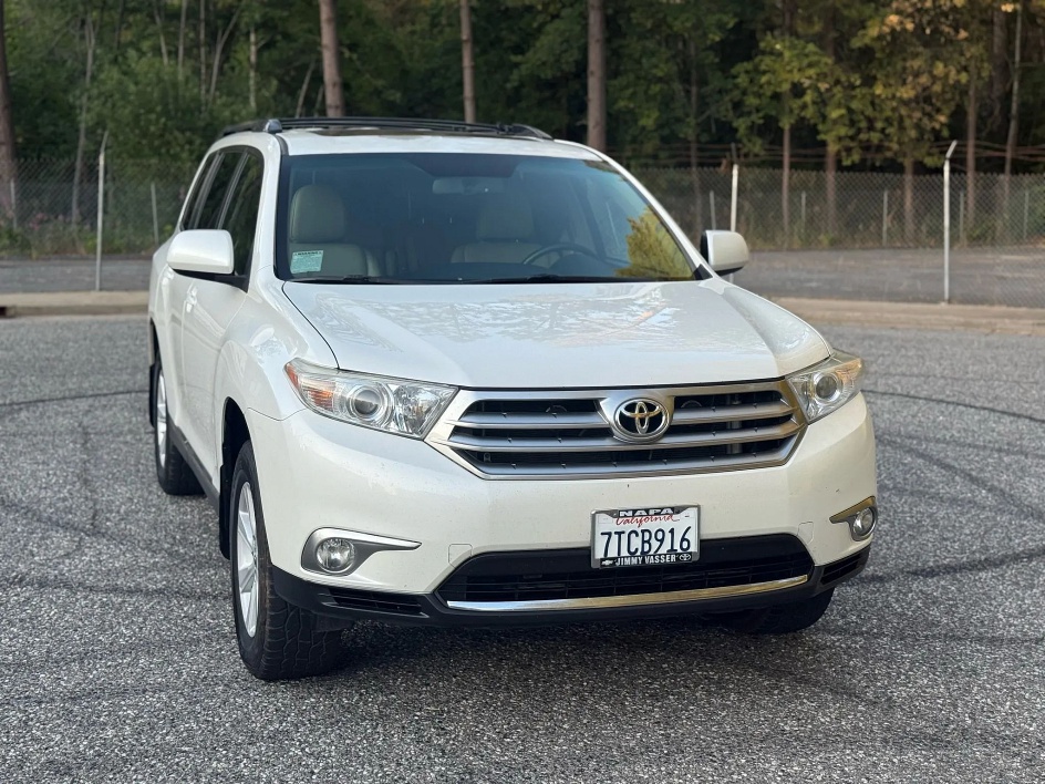 2013 Toyota Highlander's photo