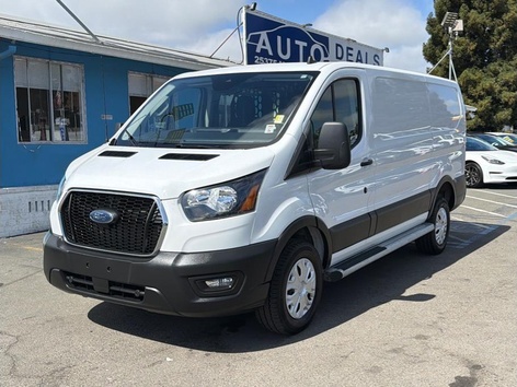 2025 Ford Transit Van Base