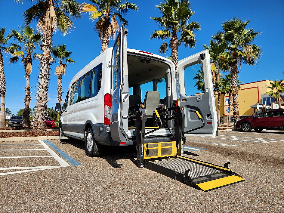 2024 Ford Transit Passenger Van XL's photo