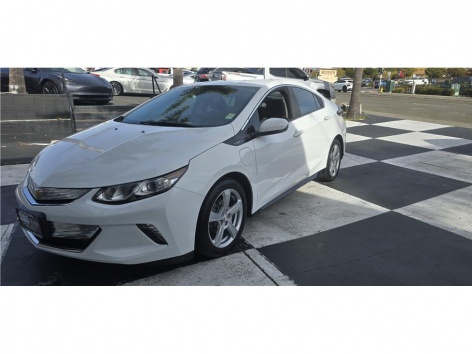 2017 Chevrolet Volt LT's photo