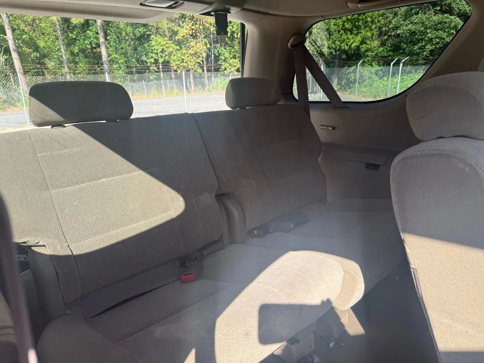 2003 Toyota Sequoia SR5 - Photo 16