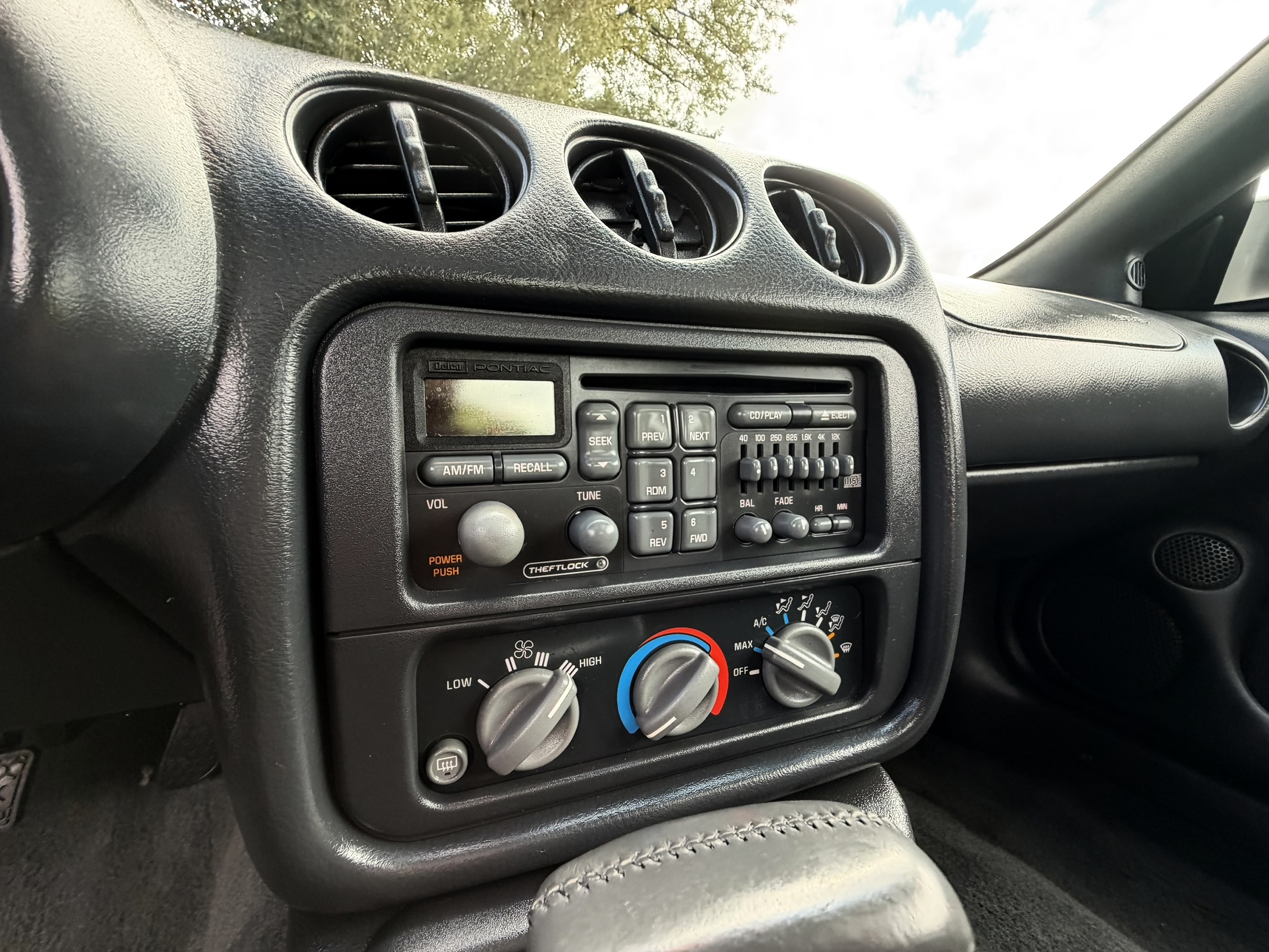 1996 Pontiac Firebird - Photo 35