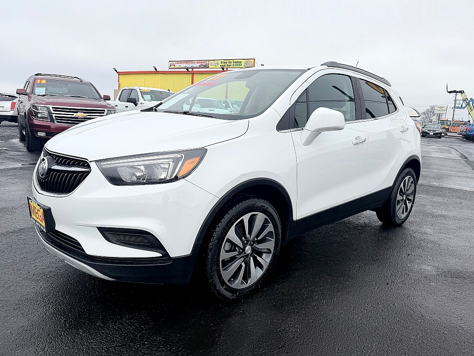 2021 Buick Encore Preferred's photo