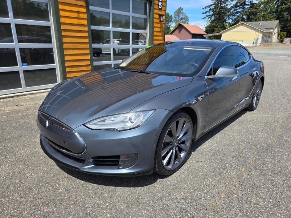 2012 Tesla Model S's photo