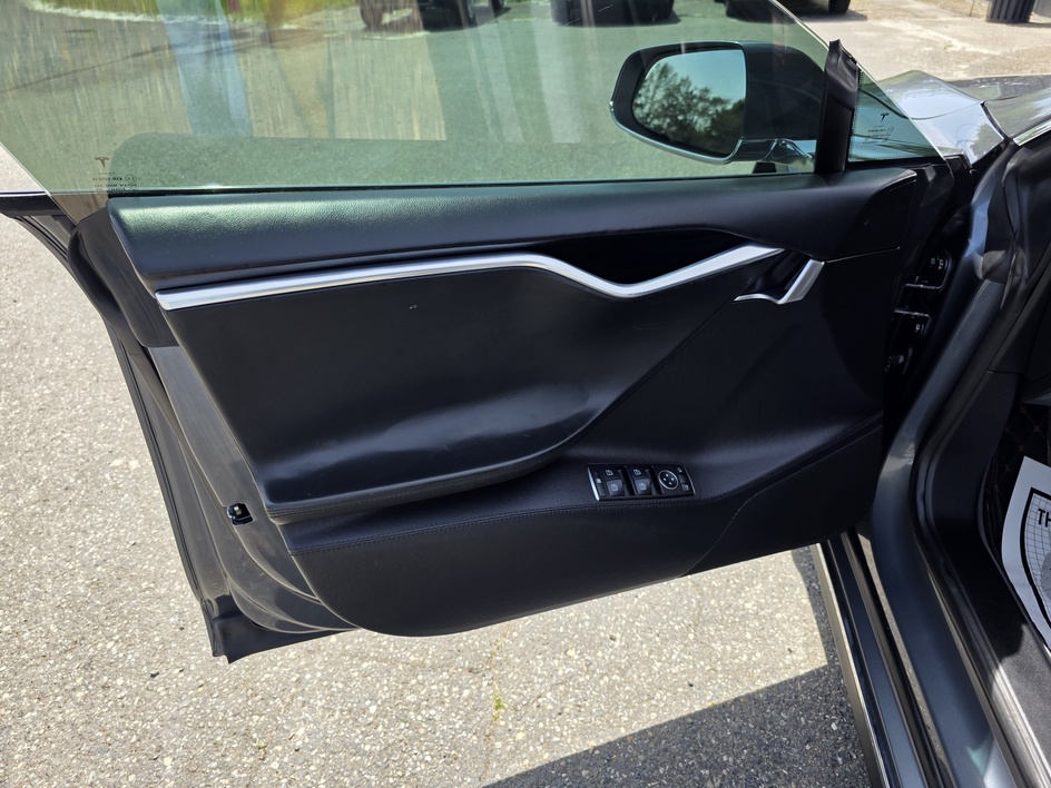 2012 Tesla Model S S - Photo 9