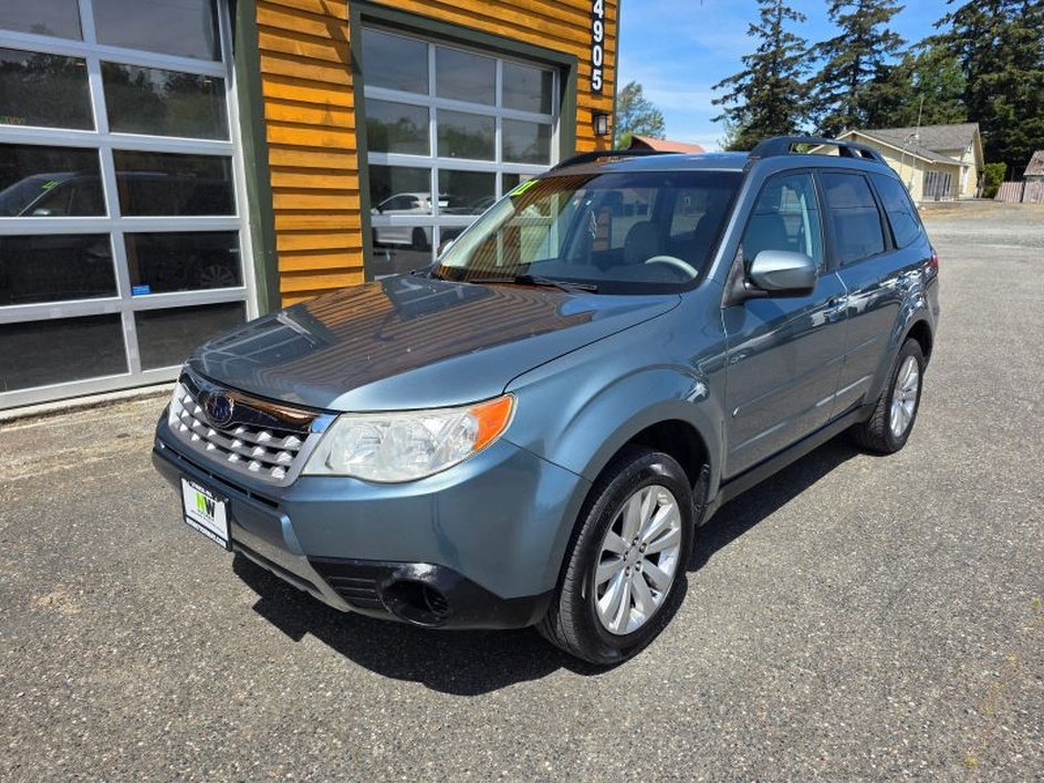 2011 Subaru Forester 2.5X Premium Package AT's photo