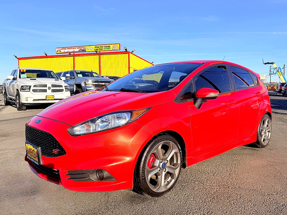 2014 Ford Fiesta ST's photo