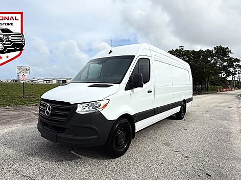 2024 Mercedes-Benz Sprinter Cargo Van