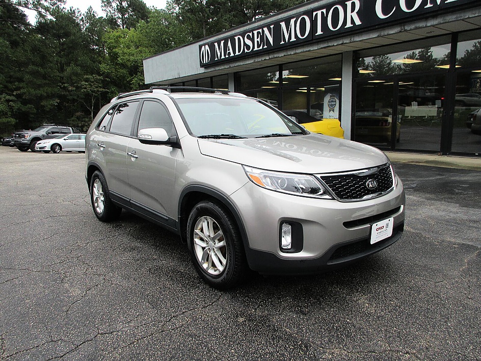 Kia Sorento photo 3