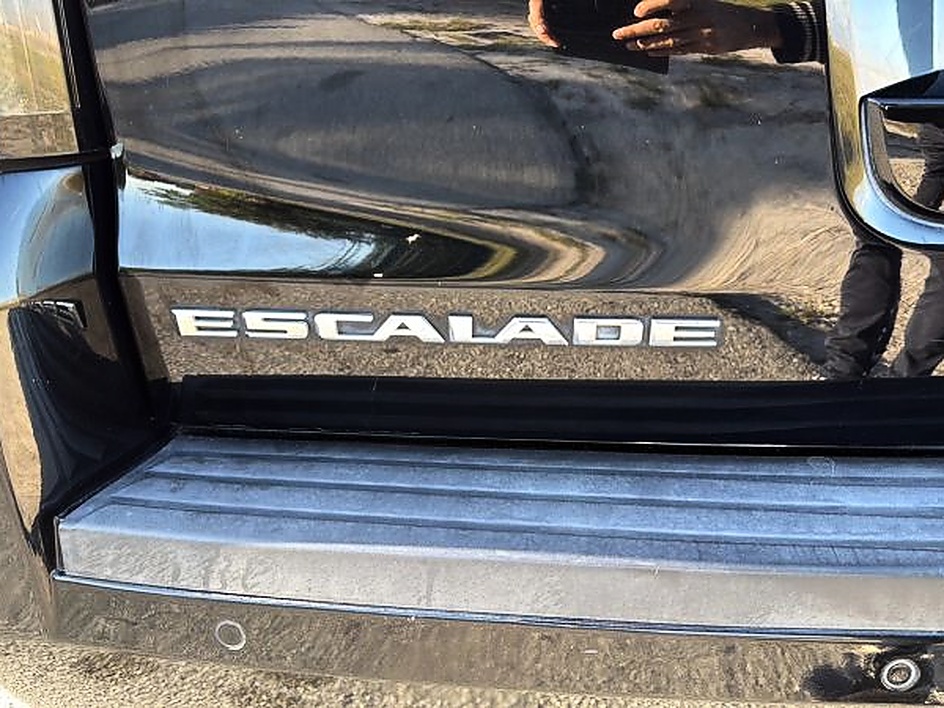 2015 Cadillac Escalade Premium - Photo 18