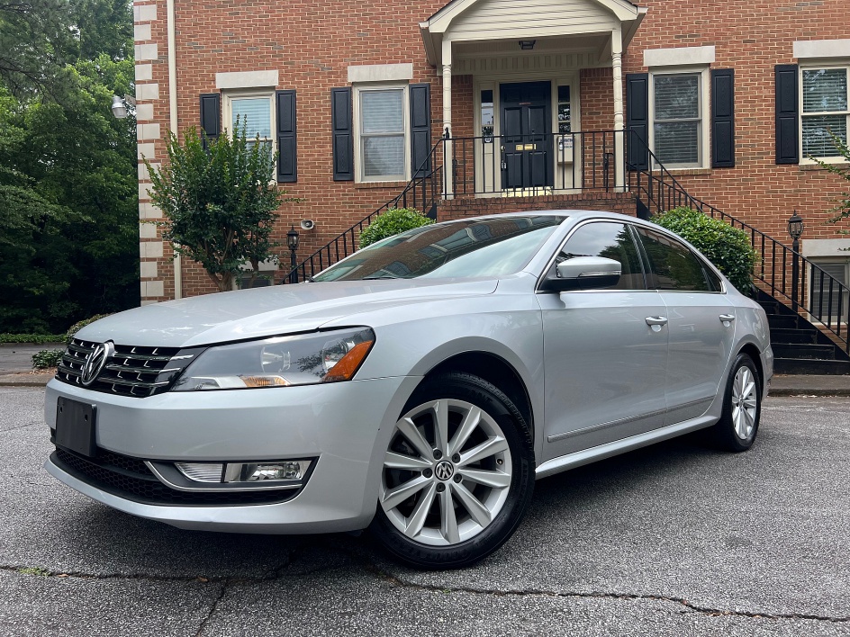 2013 Volkswagen Passat SEL