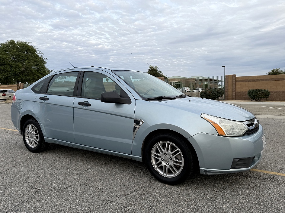 2008 Ford Focus SE's photo