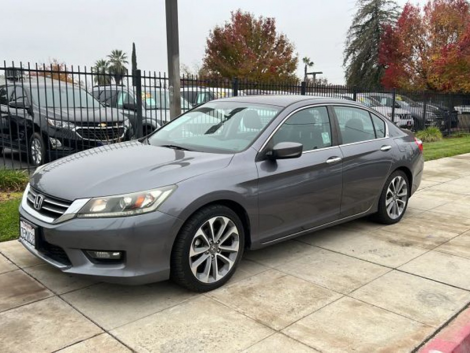 2014 Honda Accord Sport's photo