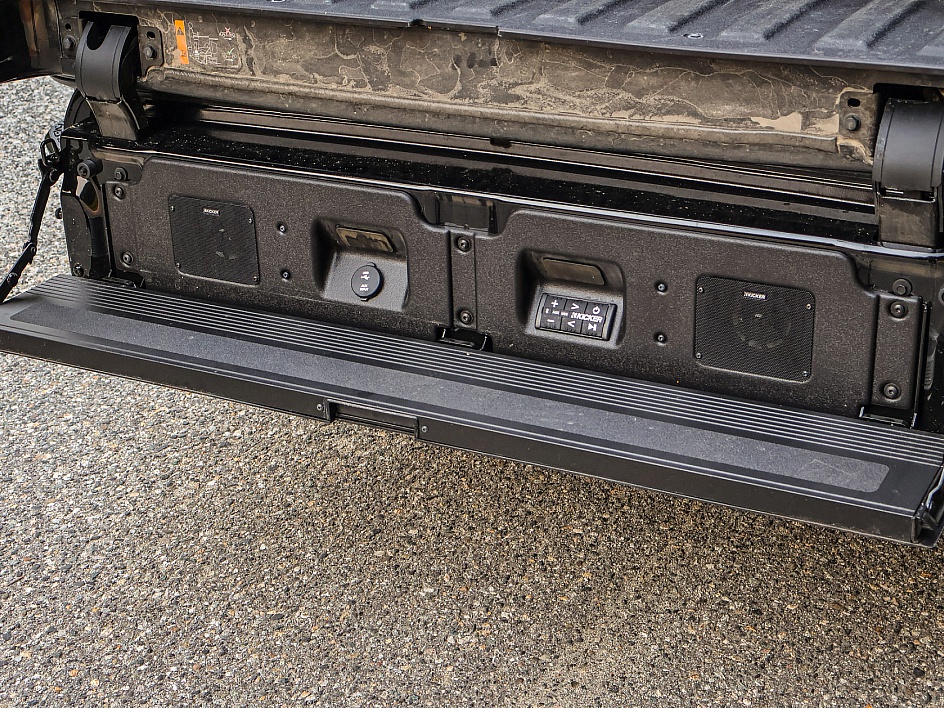 2023 GMC Sierra 1500 AT4X - Photo 18