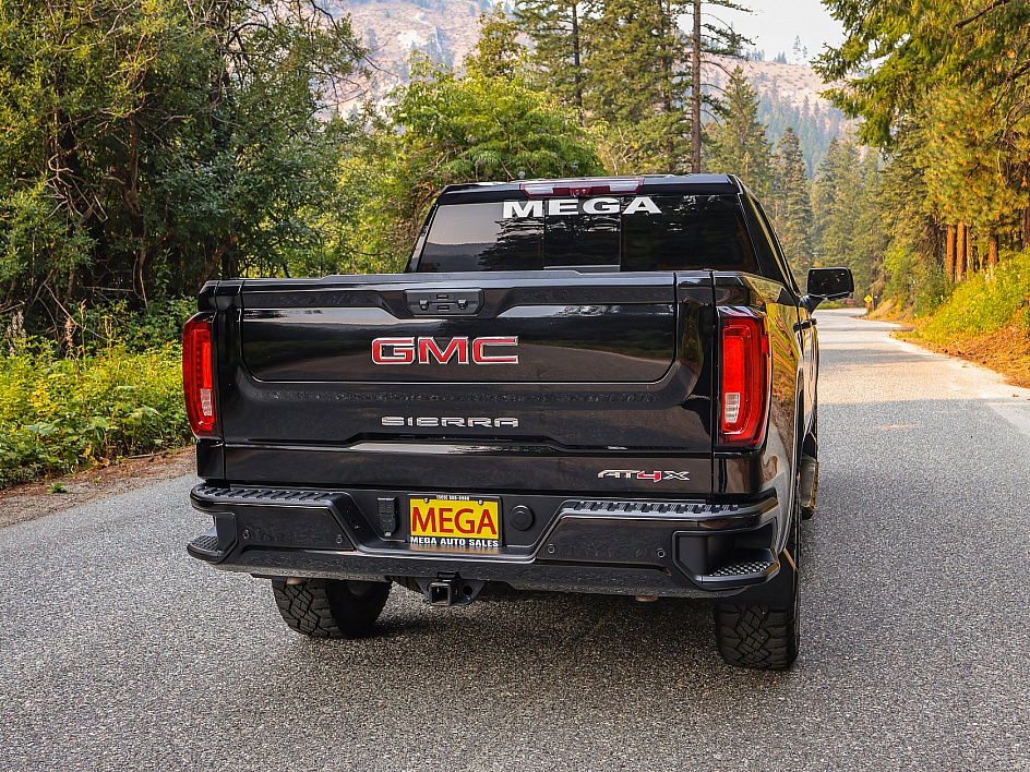 2023 GMC Sierra 1500 AT4X - Photo 10