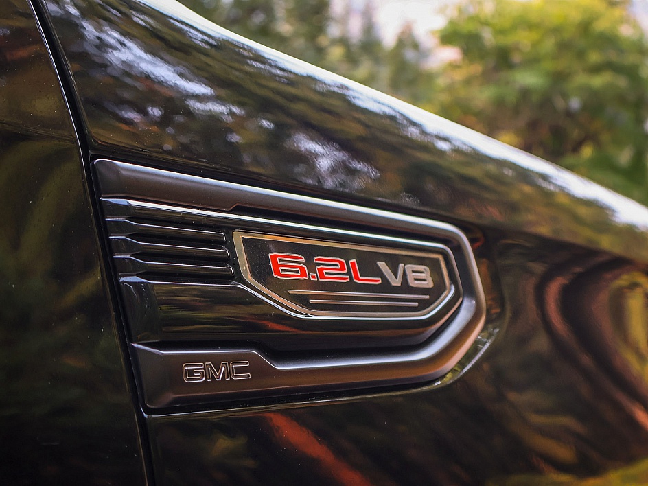 2023 GMC Sierra 1500 AT4X - Photo 19