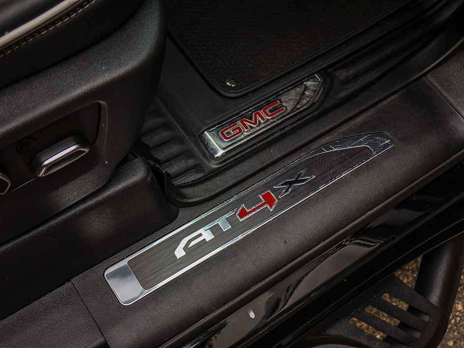 2023 GMC Sierra 1500 AT4X - Photo 21