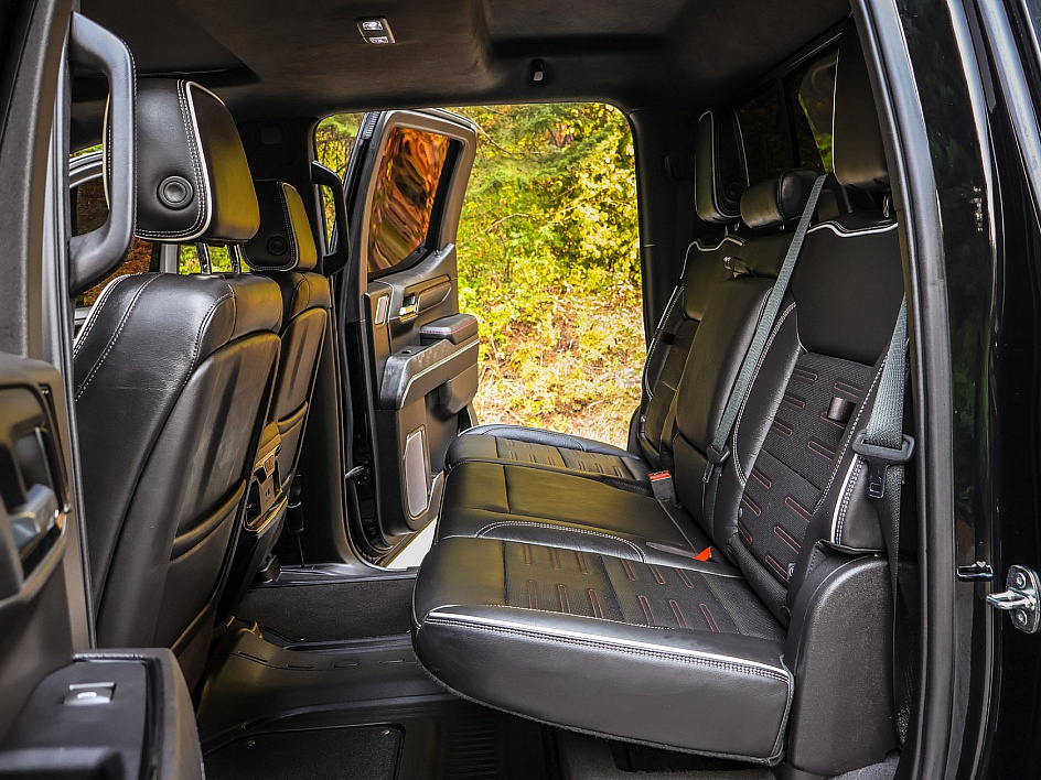 2023 GMC Sierra 1500 AT4X - Photo 26