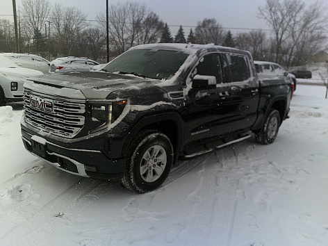 2022 GMC Sierra 1500 SLE's photo