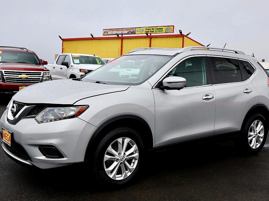 2016 Nissan Rogue SV