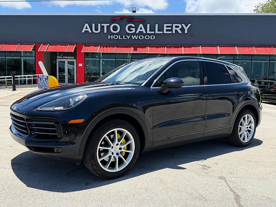 2020 Porsche Cayenne -'s photo
