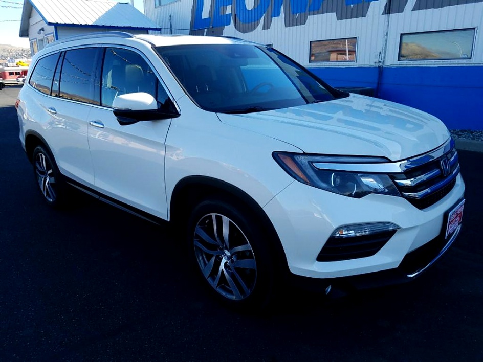 2017 HONDA PILOT TOURING AWD Leonard Evans Used Car Superstore