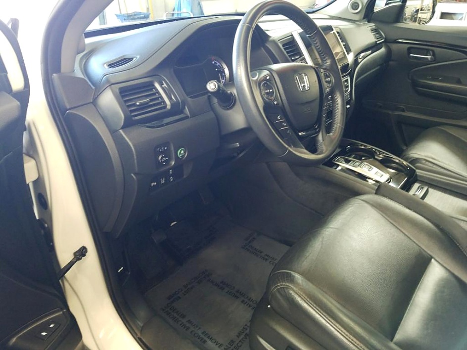 2017 HONDA PILOT TOURING AWD Leonard Evans Used Car Superstore