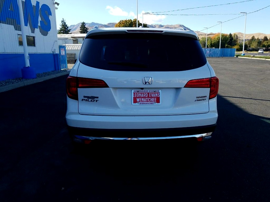 2017 HONDA PILOT TOURING AWD Leonard Evans Used Car Superstore