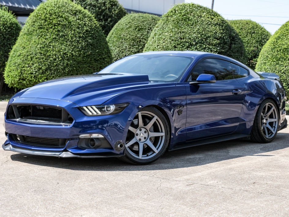 2015 Ford Mustang GT photo 2