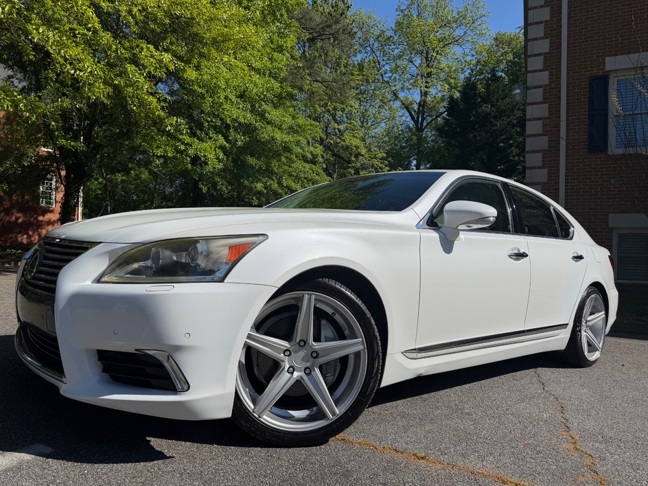 2013 Lexus LS Base