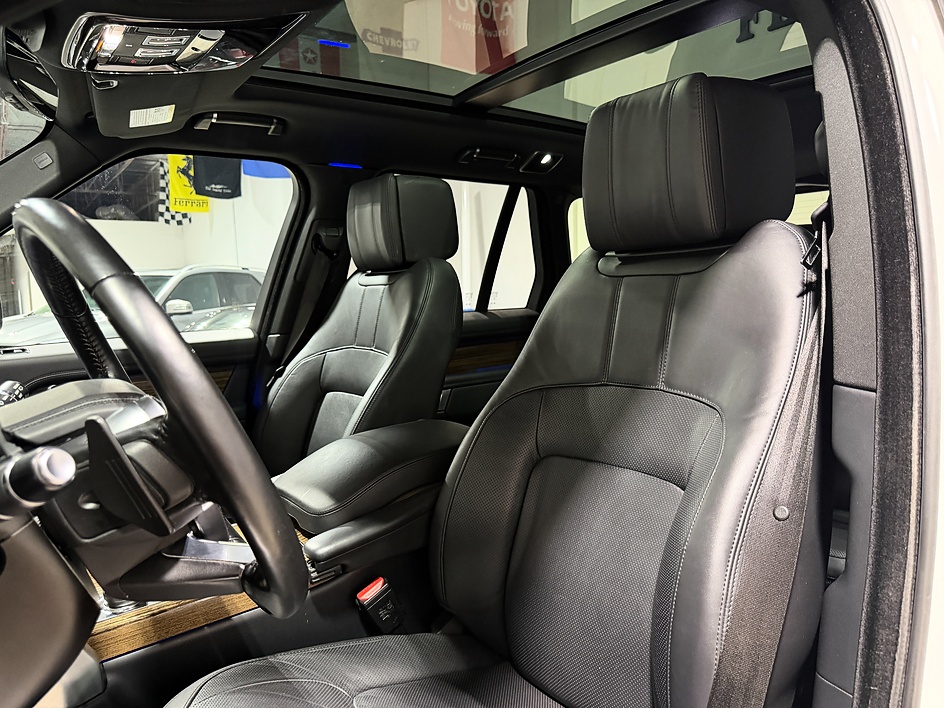 2018 Land Rover Range Rover HSE - Photo 11