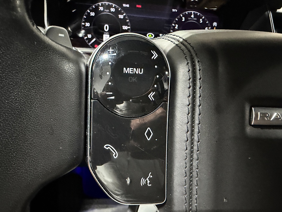 2018 Land Rover Range Rover HSE - Photo 16