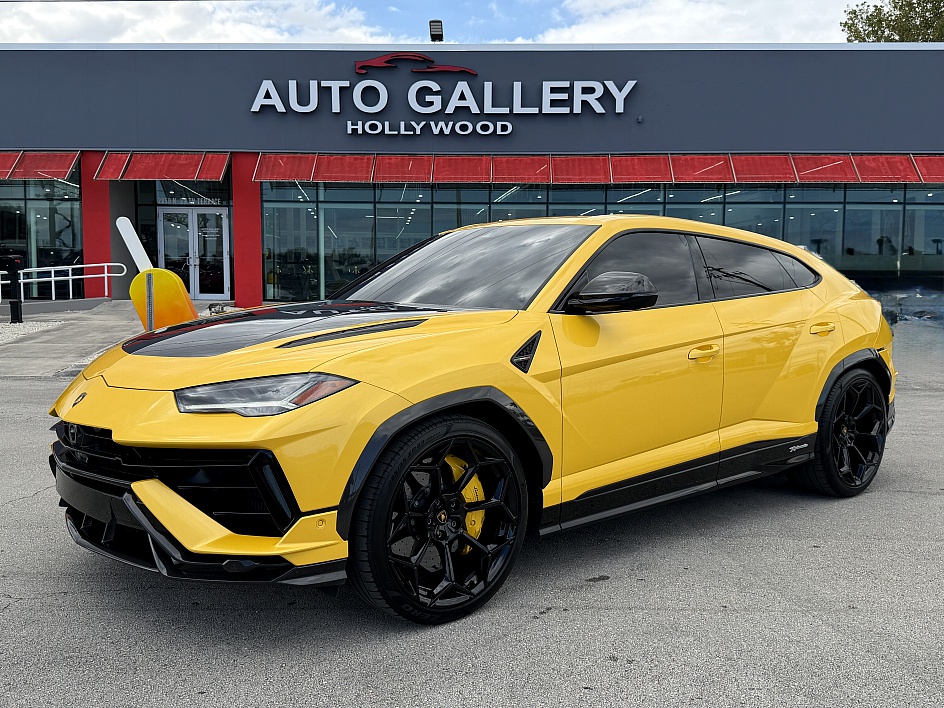 2024 Lamborghini Urus 4.0 V8 Performante's photo
