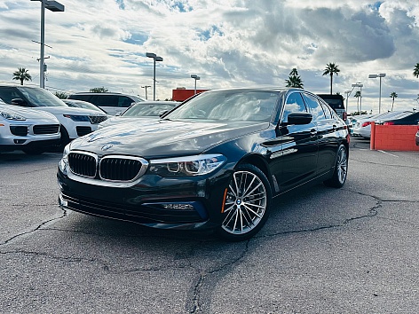 2017 BMW 5 Series 530i's photo