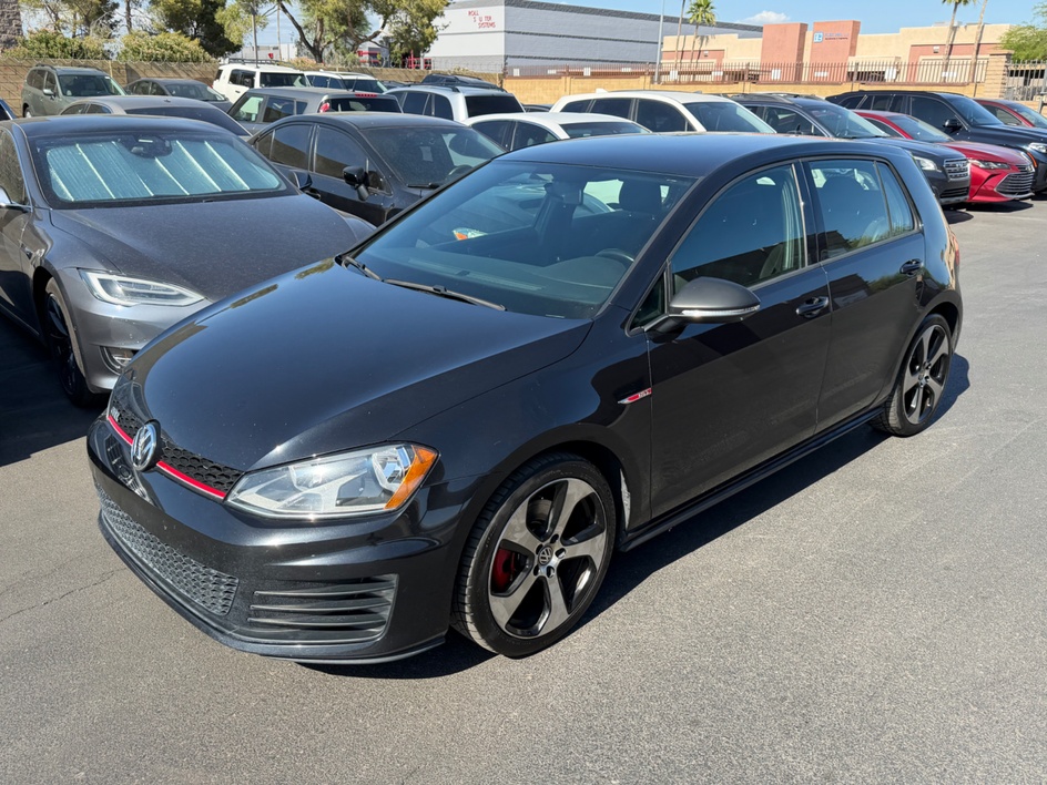 2017 Volkswagen Golf GTI 2.0T S 4-door's photo