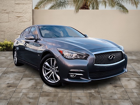 2017 INFINITI Q50 Premium