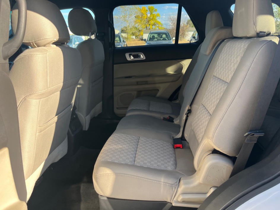 2014 Ford Explorer XLT - Photo 22