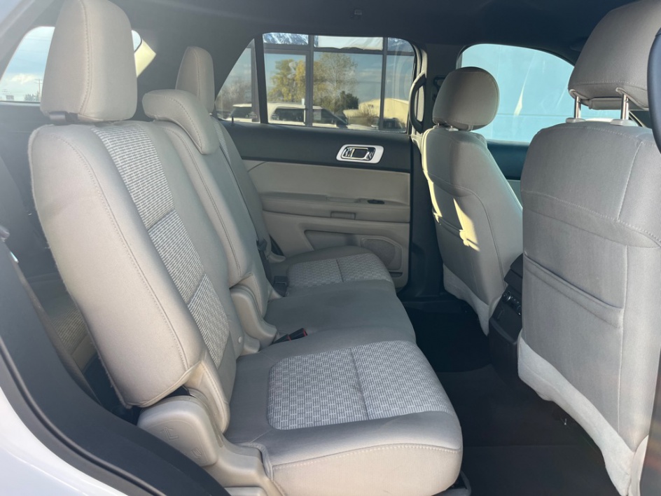 2014 Ford Explorer XLT - Photo 19