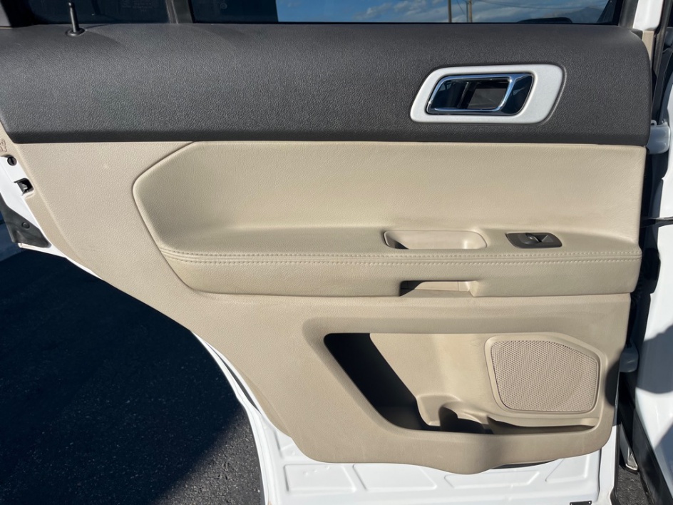 2014 Ford Explorer XLT - Photo 21