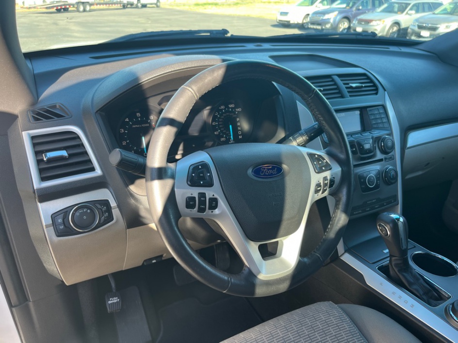 2014 Ford Explorer XLT - Photo 13