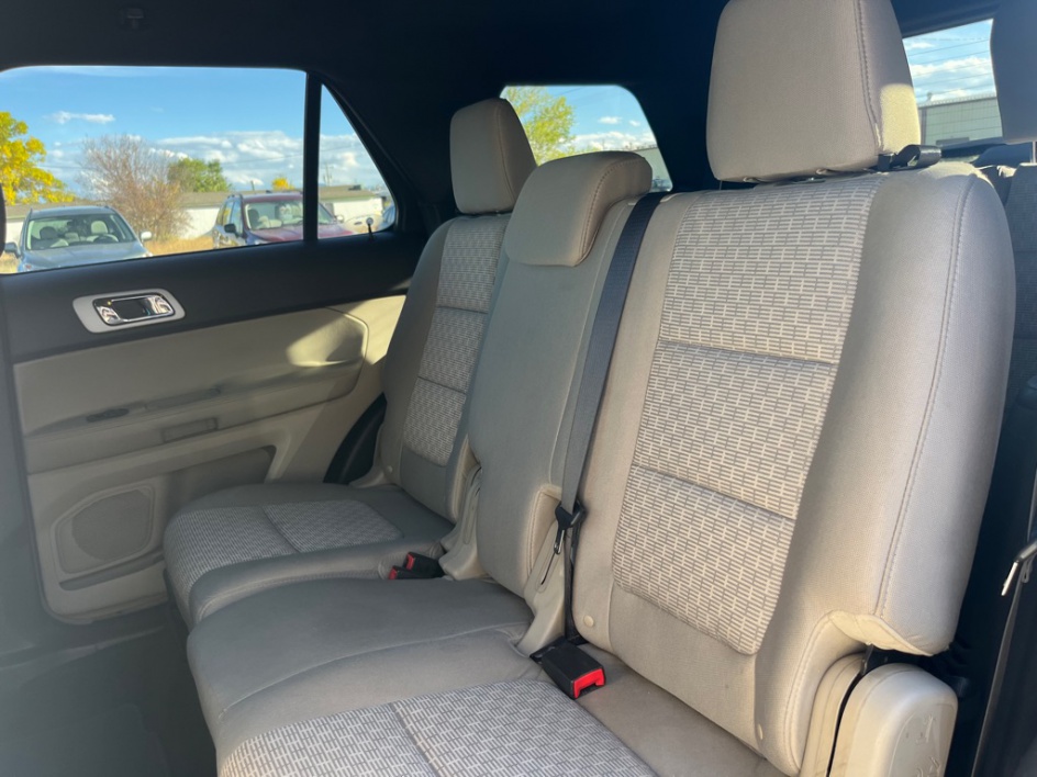 2014 Ford Explorer XLT - Photo 23