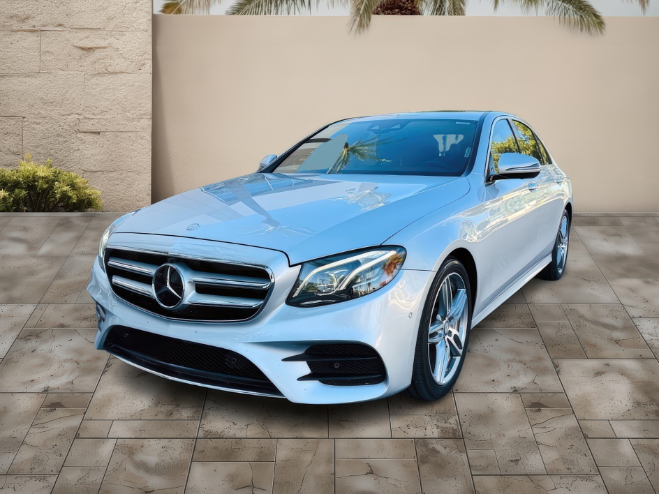 2017 Mercedes Benz E 300 photo 4