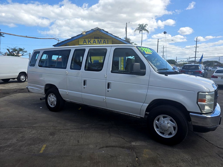 2009 Ford E-Series Econoline Wagon XL