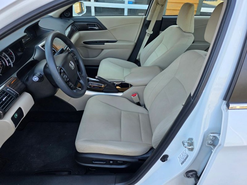 2016 Honda Accord EX - Photo 10